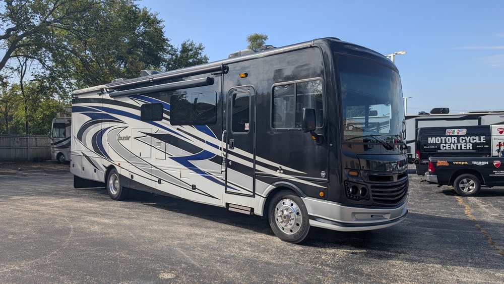 Photo of Rv