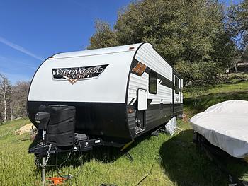 Thumbnail of RV