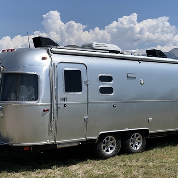 Thumbnail of RV