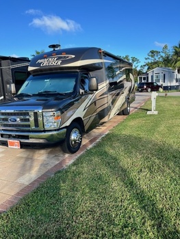 Thumbnail of RV