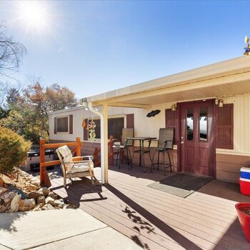 Thumbnail of mobile home