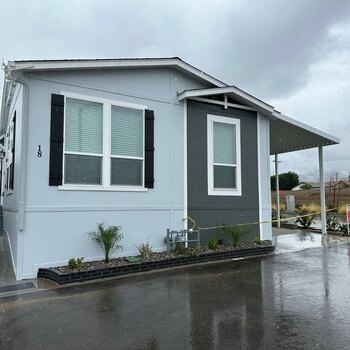 Thumbnail of mobile home