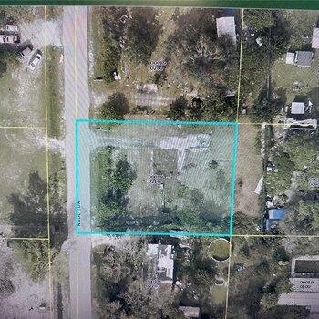 Thumbnail of mobile home lot