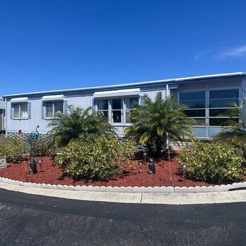 Thumbnail of mobile home