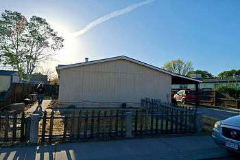 Thumbnail of mobile home