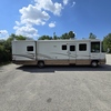 RV for Sale: 2002 Landau 3502DS