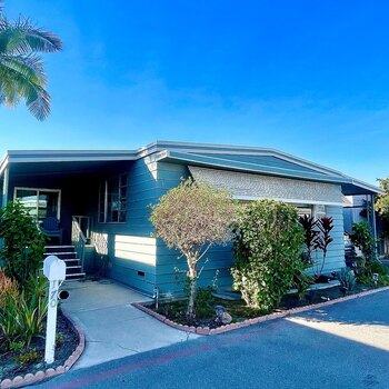 Thumbnail of mobile home