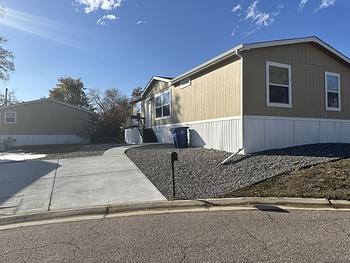 Thumbnail of mobile home