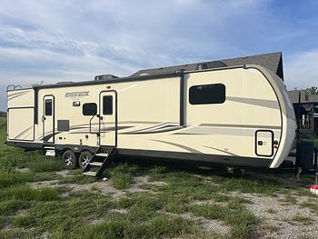 Thumbnail of RV