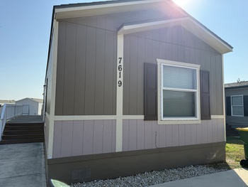 Thumbnail of mobile home