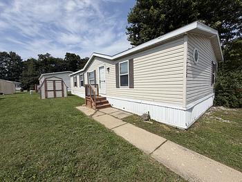 Thumbnail of mobile home