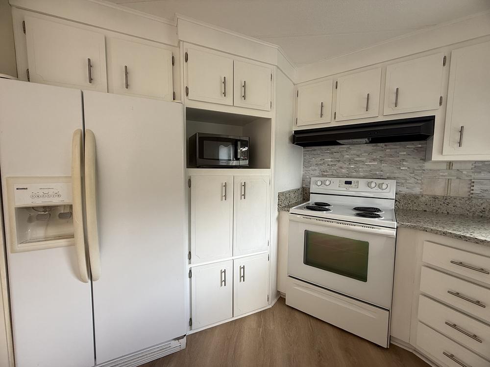 Camelot Lakes Village