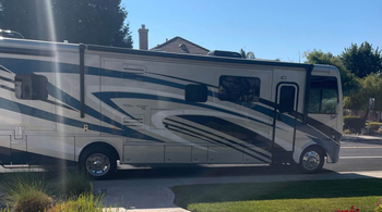 Thumbnail of RV