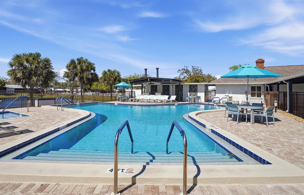 093 Shoreline Amenities  9