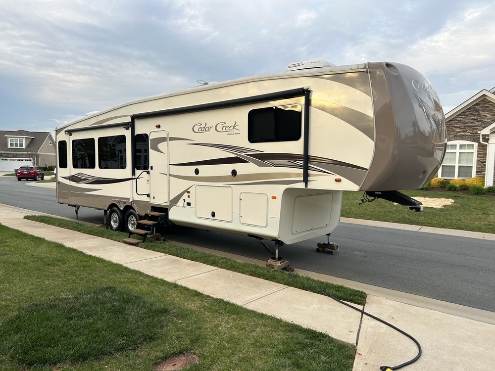 Photo of Rv