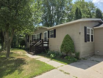 Thumbnail of mobile home