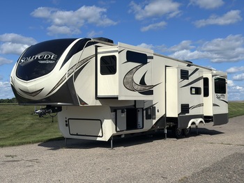 Thumbnail of RV