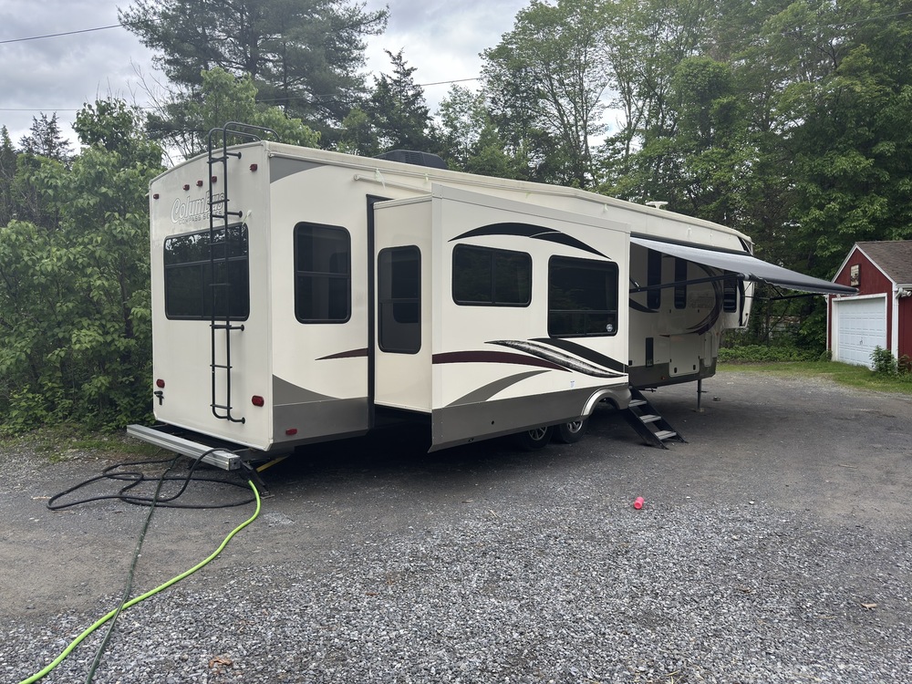 Photo of Rv