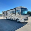 RV for Sale: 2008 BOUNDER 35E