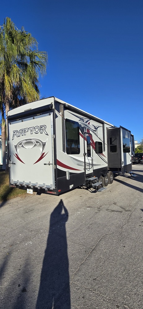 Photo of Rv