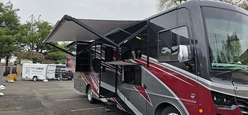 Thumbnail of RV