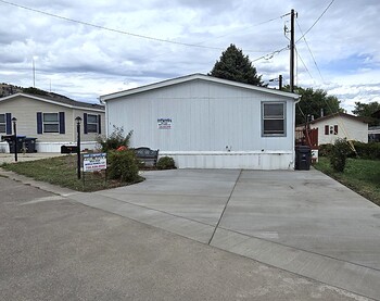 Thumbnail of mobile home