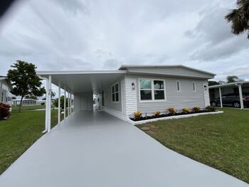 Thumbnail of mobile home
