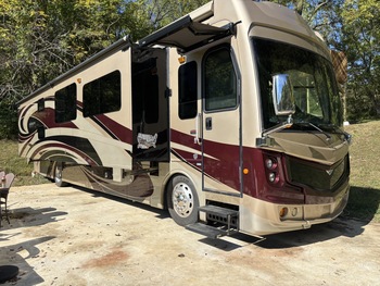 Thumbnail of RV