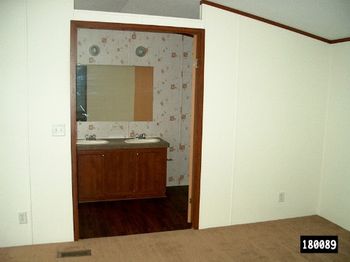 Thumbnail of mobile home lot