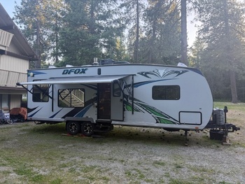 Thumbnail of RV