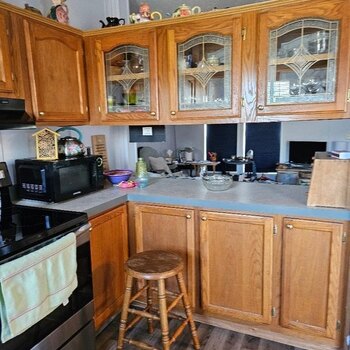 Thumbnail of mobile home