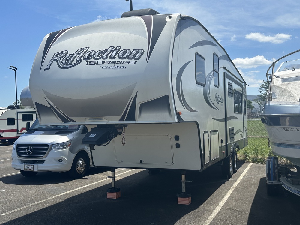 Photo of Rv