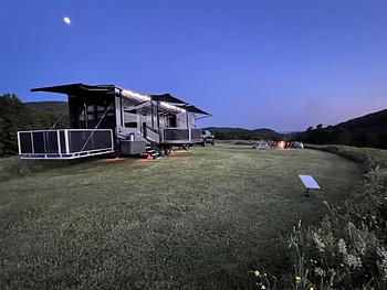 Thumbnail of RV