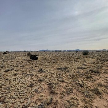 Thumbnail of mobile home lot