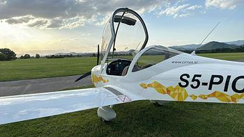 Thumbnail of aircraft