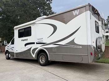 Thumbnail of RV