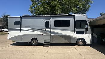 Thumbnail of RV