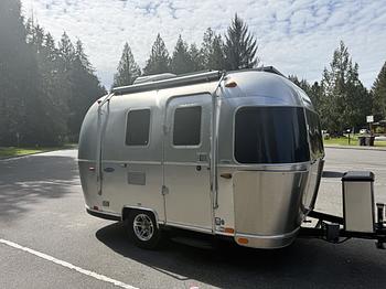Thumbnail of RV