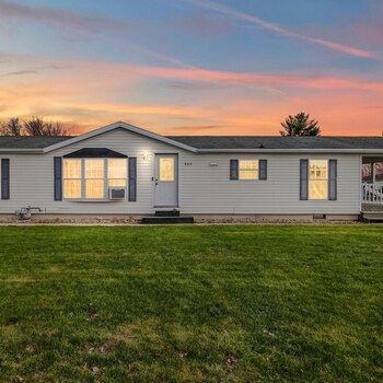 Thumbnail of mobile home
