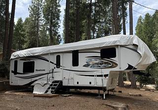 Thumbnail of RV