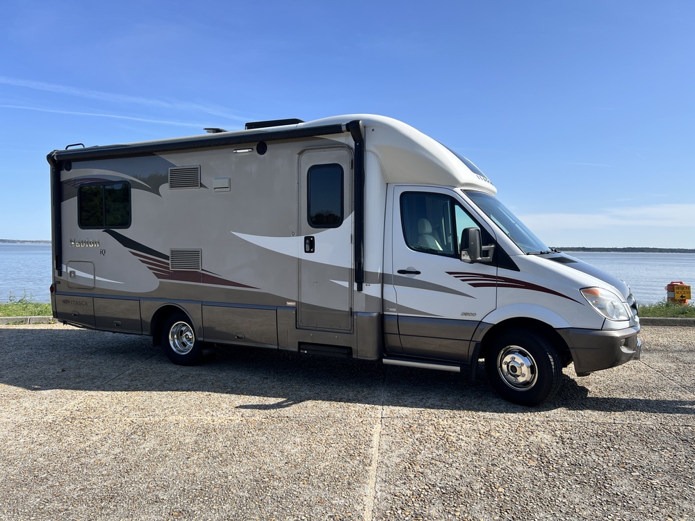Photo of Rv
