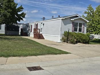 Thumbnail of mobile home