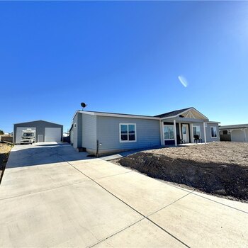 Thumbnail of mobile home
