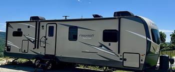 Thumbnail of RV