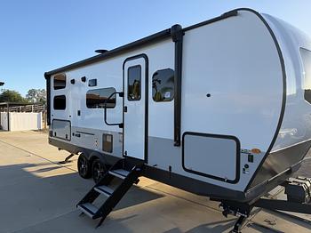 Thumbnail of RV
