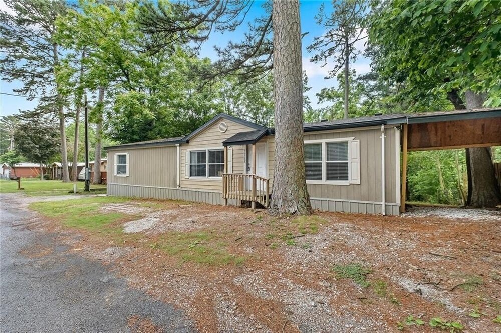 Photo of Mobile Home