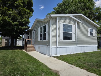 Thumbnail of mobile home