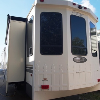 Thumbnail of RV