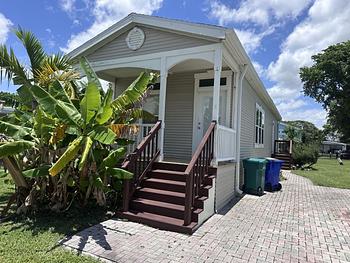 Thumbnail of mobile home