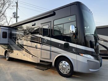 Thumbnail of RV